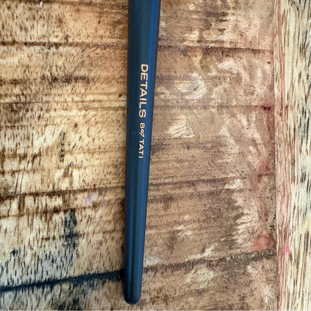 Details By Tati SP-4 Radiant Highlighter Brush First Edition NWOT - Picture 5 of 9